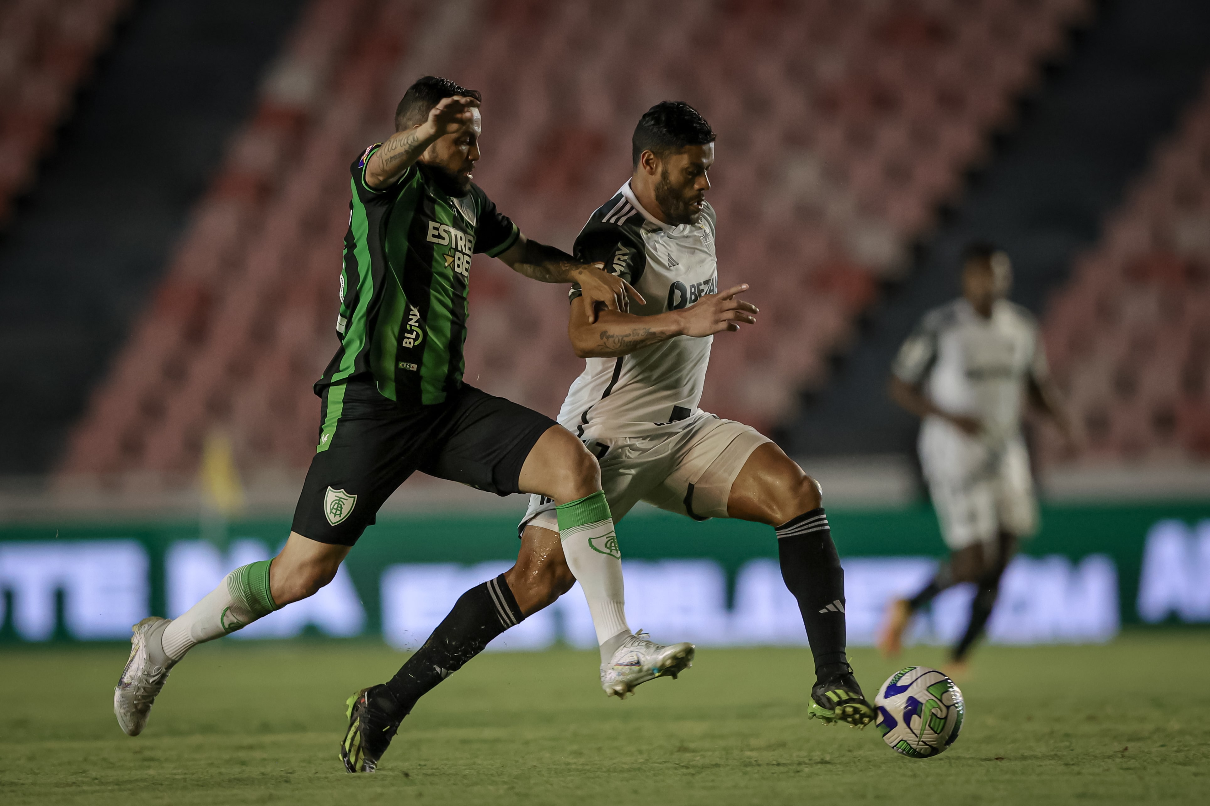 Sequ&ecirc;ncia inst&aacute;vel carimba o Atl&eacute;tico-MG como &lsquo;Robin Hood&rsquo; do Brasileir&atilde;o