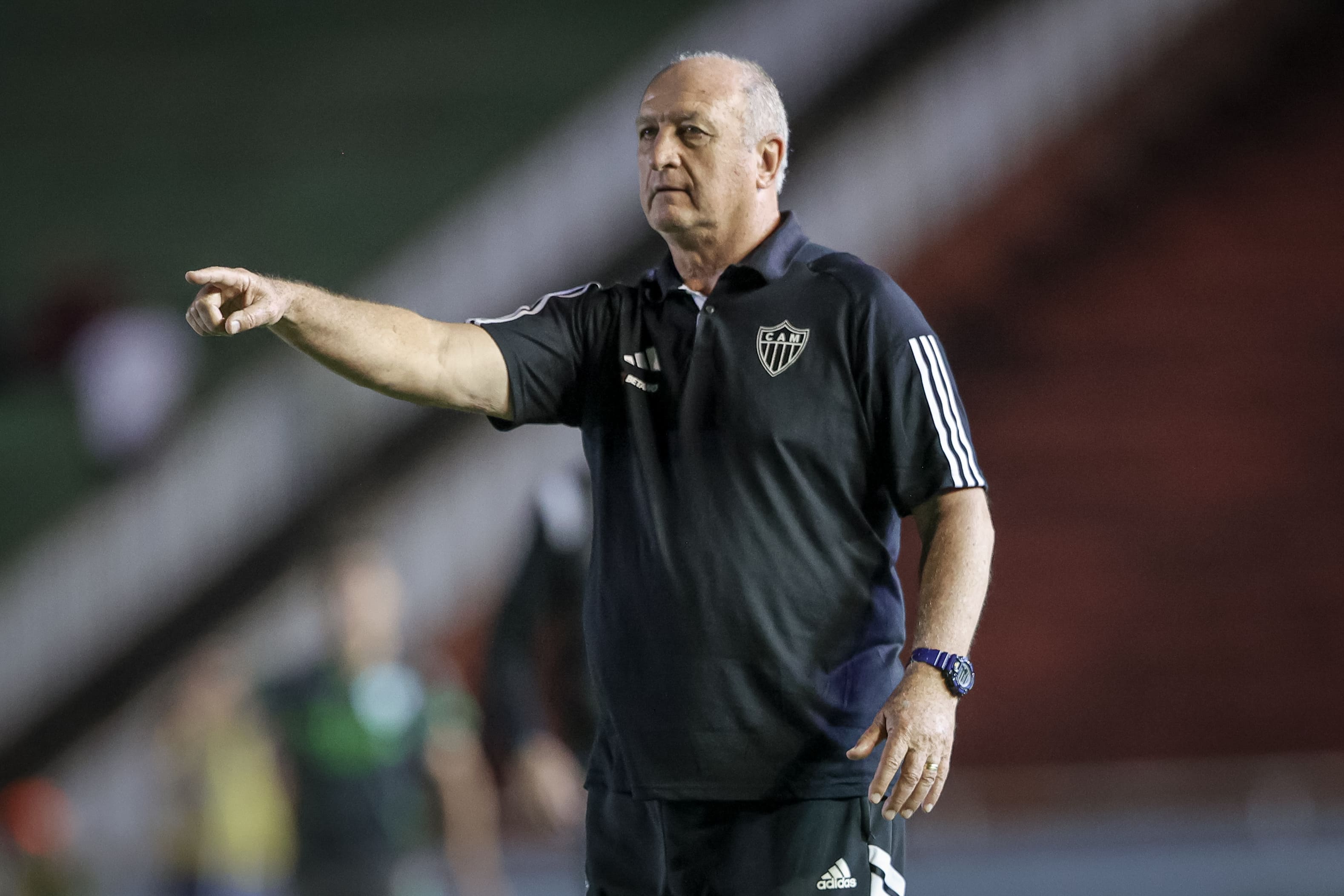 Felip&atilde;o n&atilde;o quer &lsquo;terra arrasada&rsquo; no Atl&eacute;tico-MG, mesmo com novo trope&ccedil;o contra time inferior