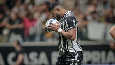 Hulk escolheu marcar o seu gol 400 na carreira em uma partida que s&oacute; n&atilde;o fez chover pelo Atl&eacute;tico-MG