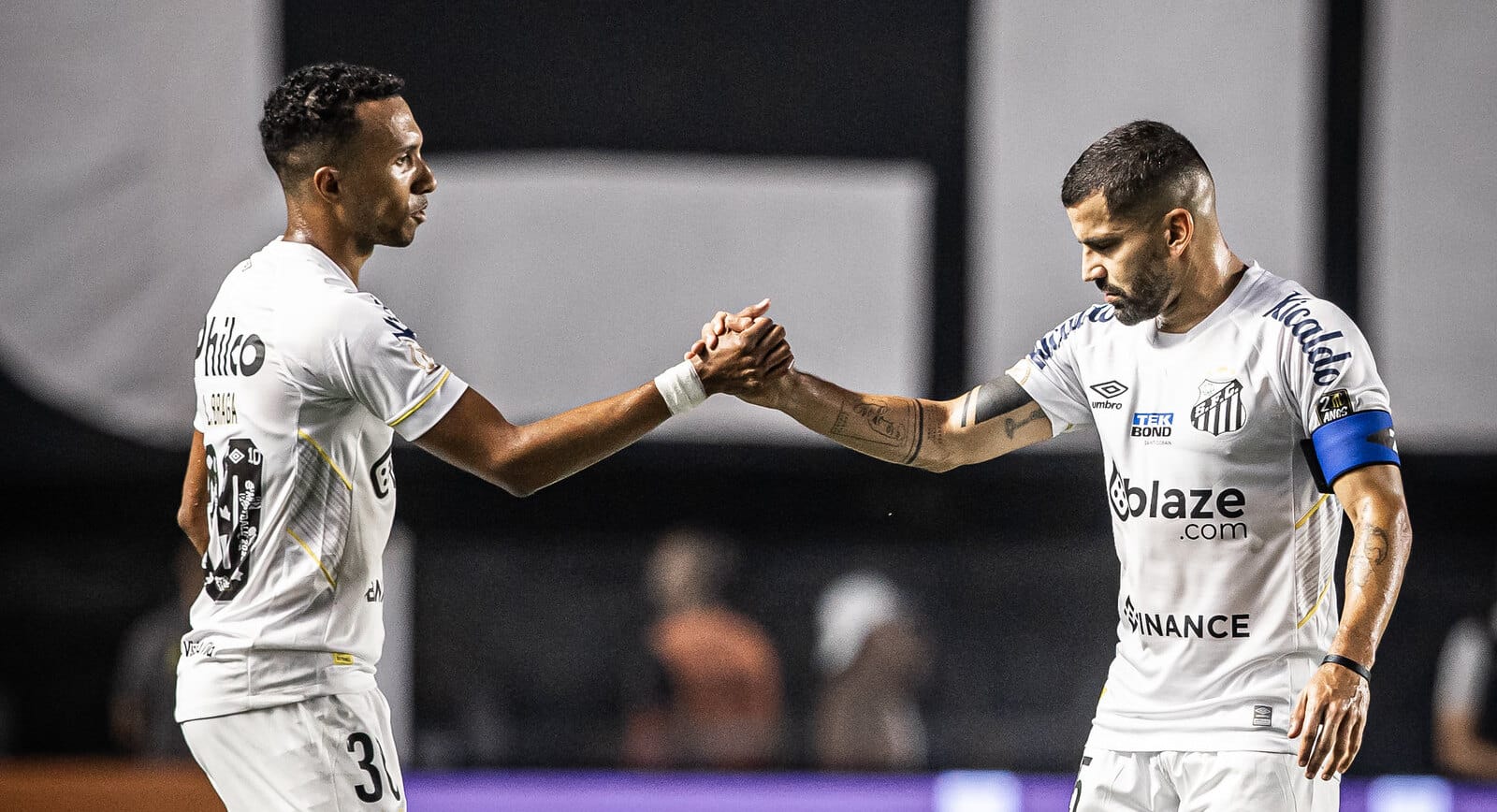 Santos esquece 7 a 1 e embala para se distanciar do Z4 com marca impressionante