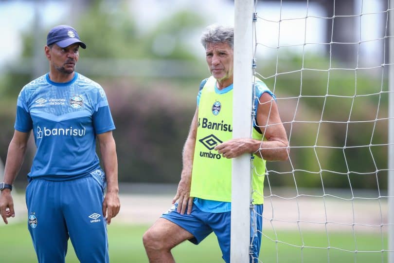 Envolto em dúvidas, Grêmio quer confirmar vaga na Libertadores contra o quase rebaixado Goiás