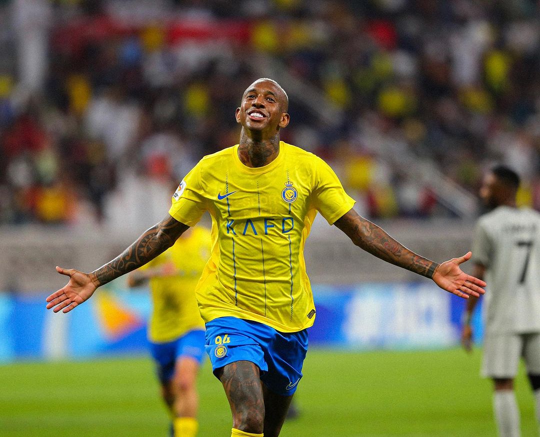 Talisca tem noite de CR7, ofusca gols de Coutinho e Al-Nassr bate o Al-Duhail por 3 a 2