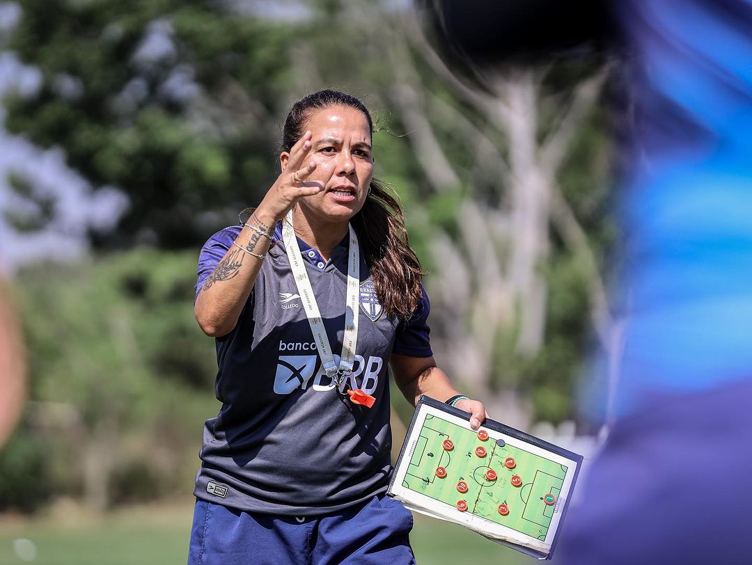 Reformula&ccedil;&atilde;o ser&aacute; palavra-chave da gest&atilde;o de Camila Orlando, t&eacute;cnica da nova gera&ccedil;&atilde;o que assume o Palmeiras