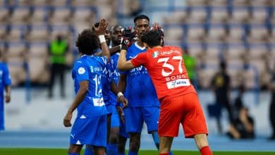 Bono e Mitrovic fazem milagre e Al-Hilal mant&eacute;m embalo no Campeonato Saudita