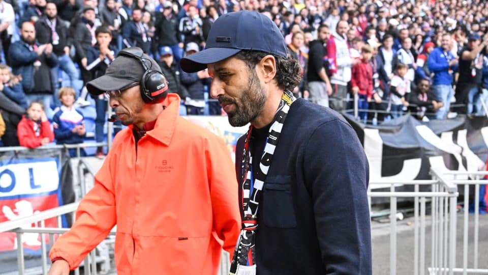 Em crise e na lanterna, Lyon decide demitir Grosso e desespero é tanto que pensa até em Sampaoli