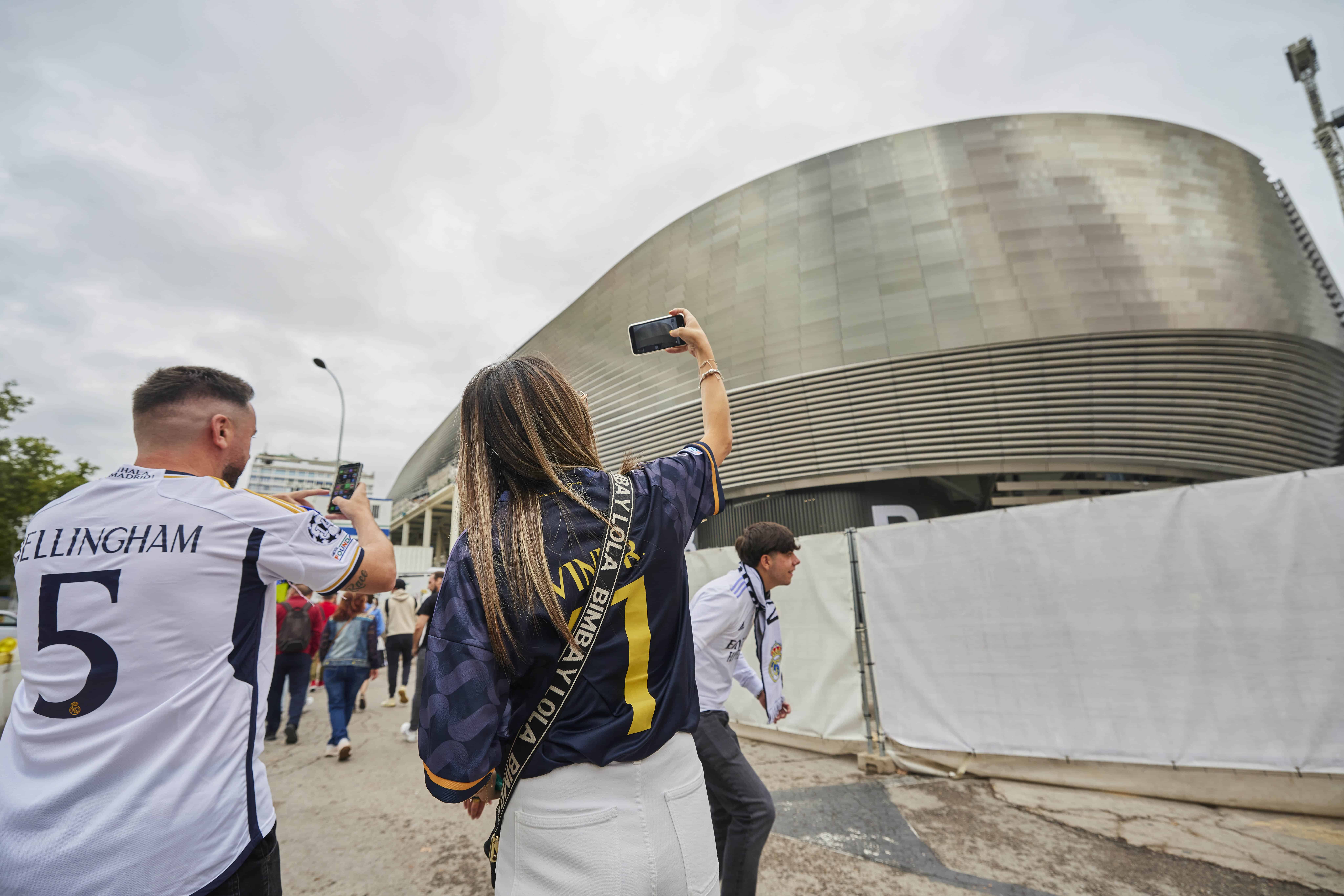 Real Madrid gastou R$ 6 bilh&otilde;es, e finalmente, obras no Santiago Bernab&eacute;u chegam &agrave; reta final