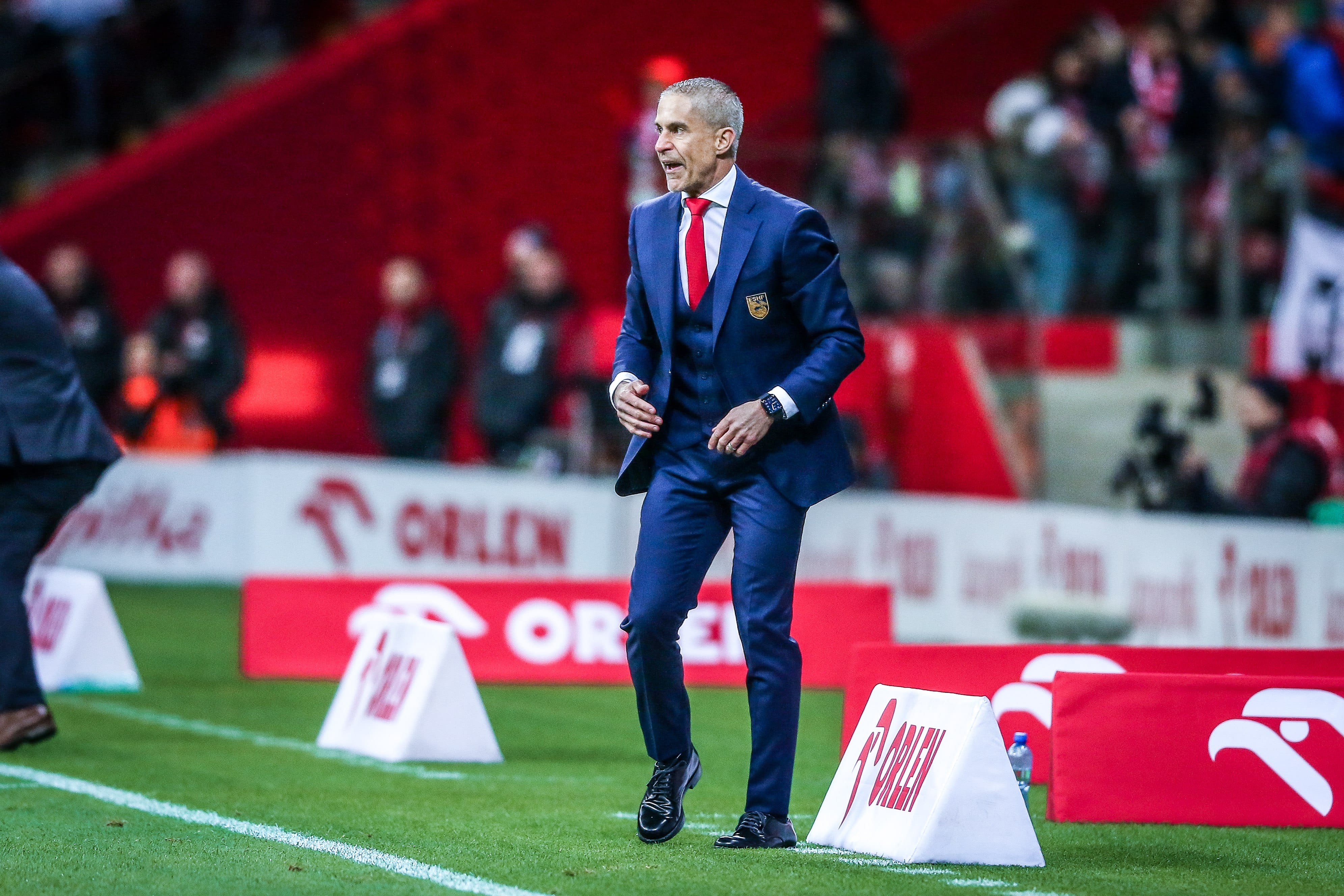 Alb&acirc;nia de Sylvinho empata com a Mold&aacute;via e conquista vaga na Eurocopa pela 2&ordf; vez