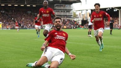Bruno Fernandes garante vit&oacute;ria do Manchester United no &lsquo;Fergie Time&rsquo; e ameniza crise
