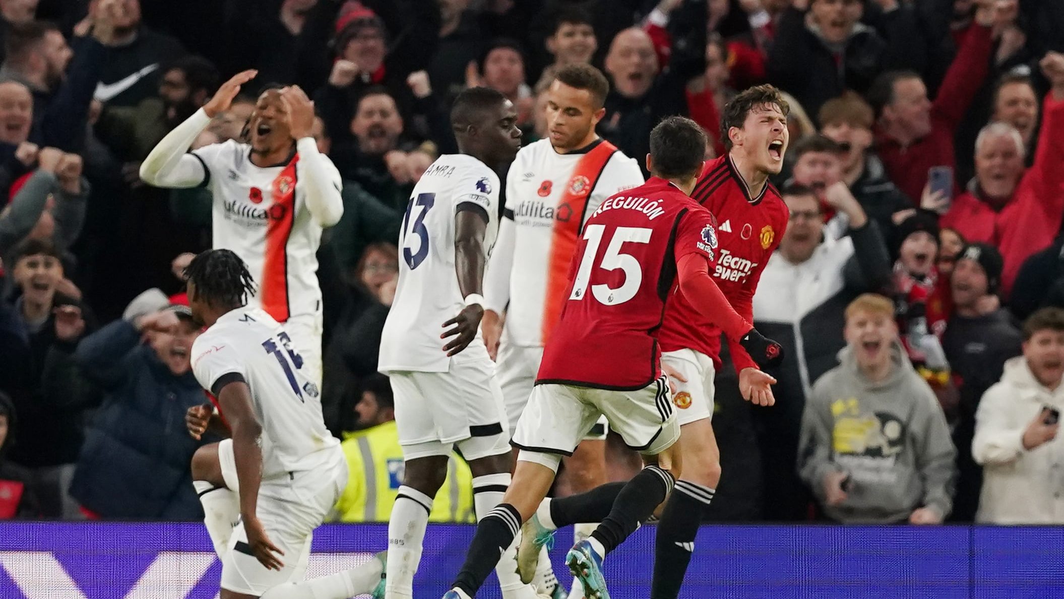 O United perdeu um caminh&atilde;o de gols, mas cumpriu sua obriga&ccedil;&atilde;o e derrotou o Luton Town