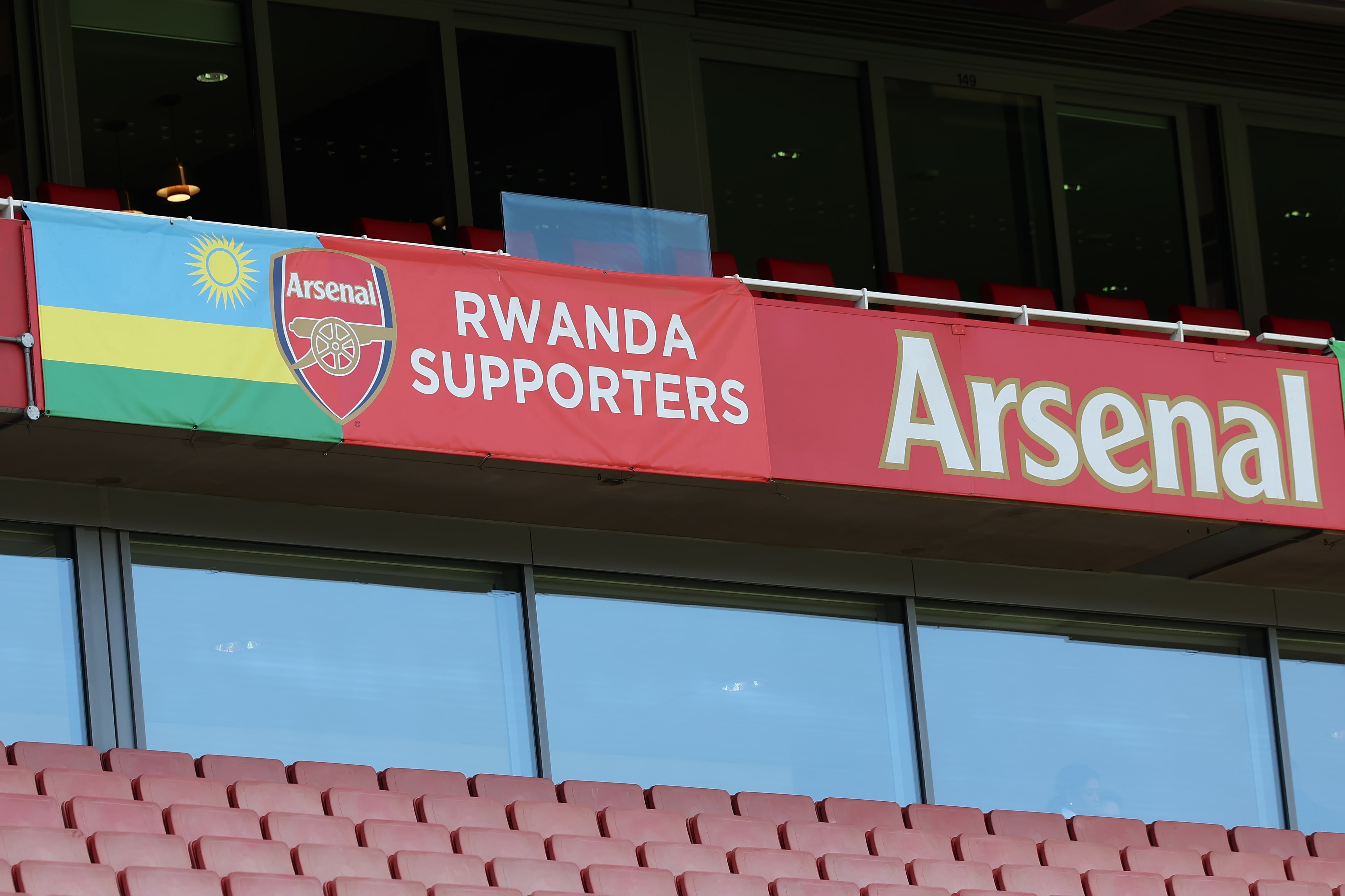 Arsenal deve ignorar Suprema Corte do Reino Unido e manter parceria comercial com Ruanda