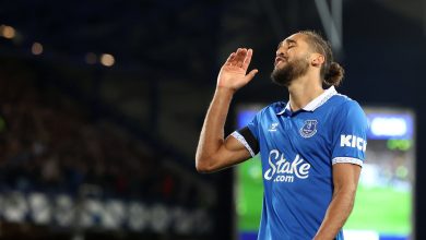 Everton &eacute; punido com perda de 10 pontos na Premier League e vai brigar para n&atilde;o cair mais uma vez