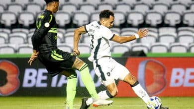 Botafogo mostra que vexame pouco &eacute; bobagem e comete mais um (talvez o pior?) contra o Coritiba