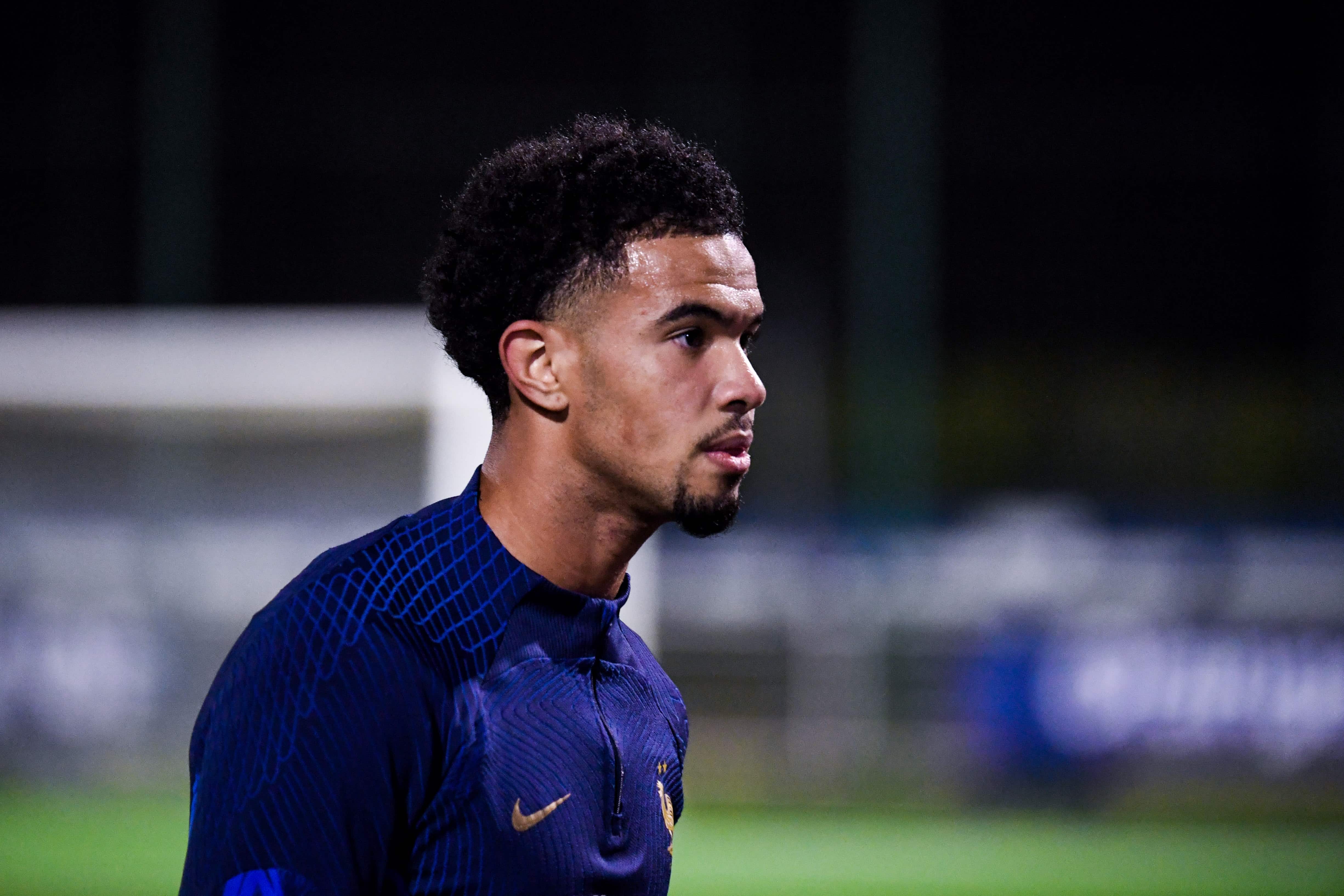 Por que Zaire-Emery precisa de autoriza&ccedil;&atilde;o dos pais para defender a Fran&ccedil;a nas Eliminat&oacute;rias