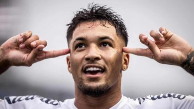 Representantes de Marcos Leonardo, do Santos, se re&uacute;nem com Bayern de Munique em evento em Lisboa