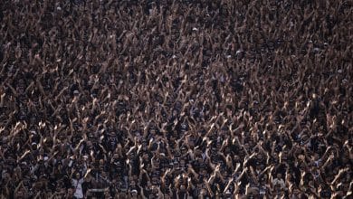 Caos em elei&ccedil;&otilde;es acirradas do Corinthians faz com que at&eacute; casa de apostas abra odds da disputa