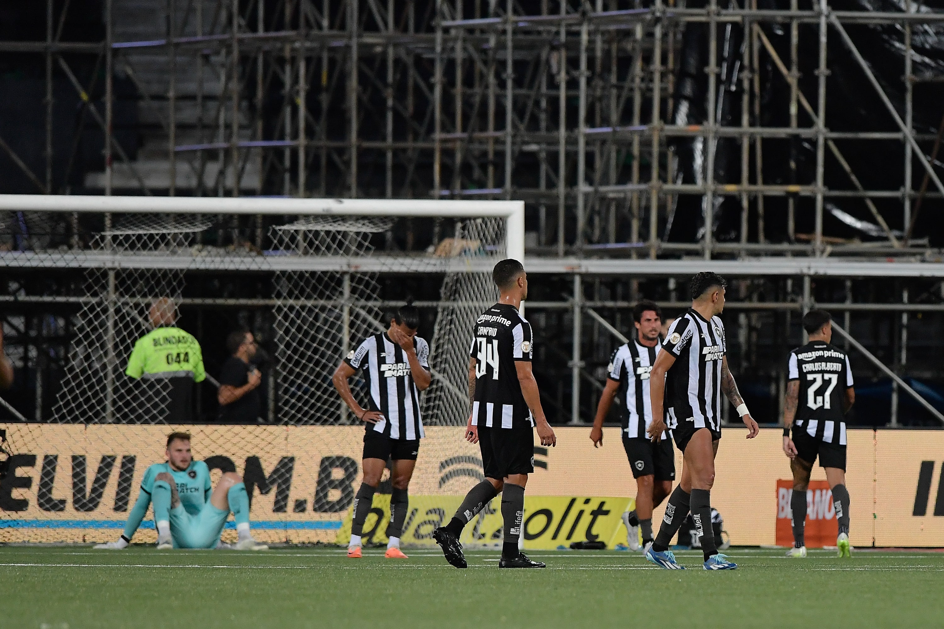 Como o Botafogo perdeu uma incr&iacute;vel vantagem de 14 pontos para o Palmeiras em menos de um m&ecirc;s