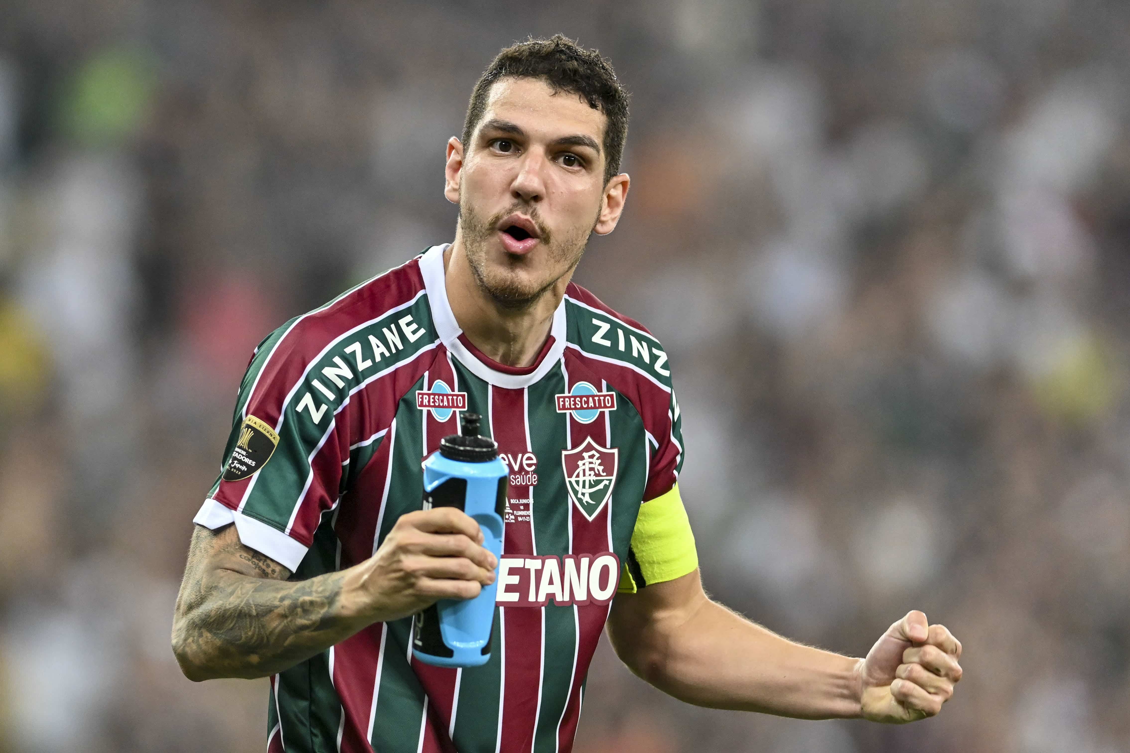 Nottingham Forest atrasa proposta por Nino, e zagueiro pode ir para outro clube da Premier League