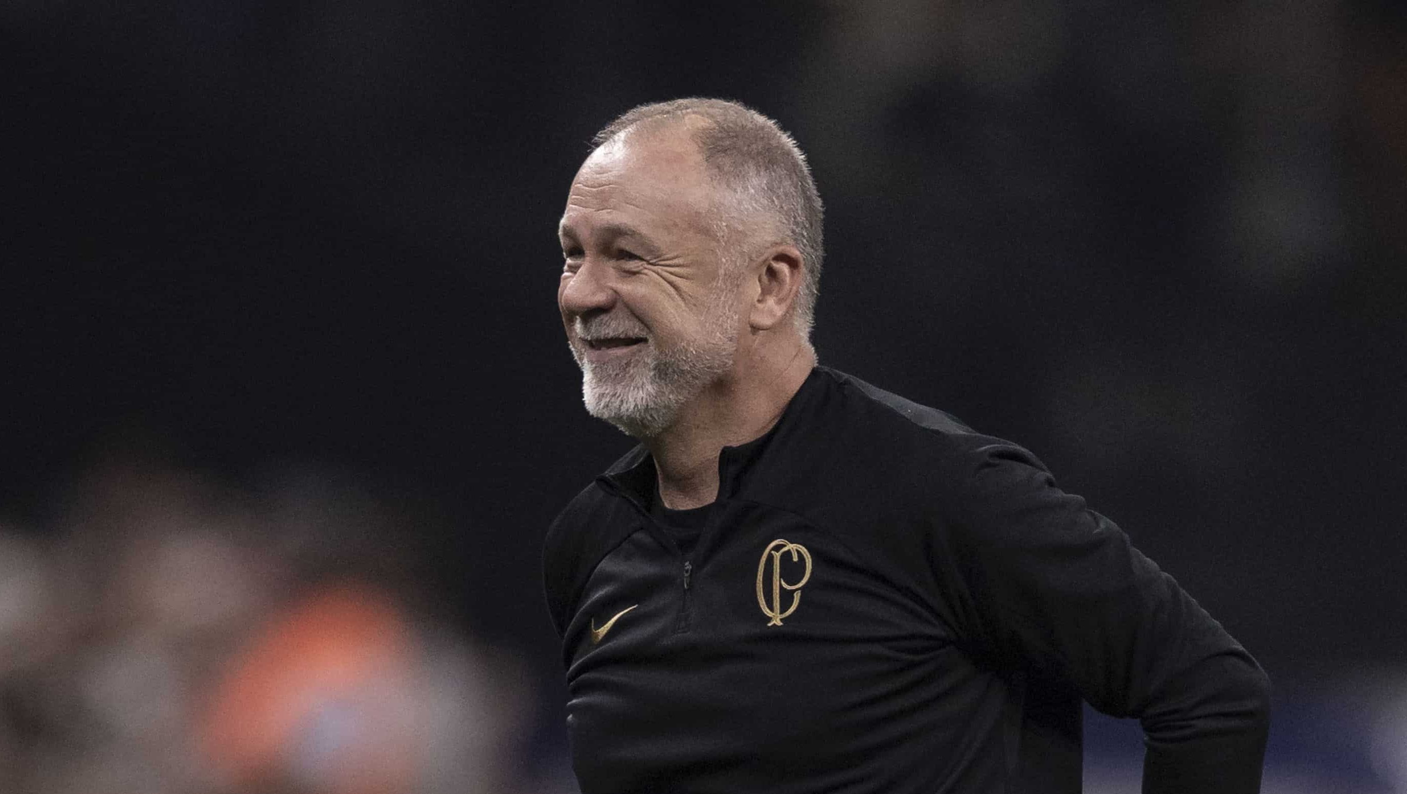 Mano fala em vit&oacute;ria important&iacute;ssima do Corinthians, e cita Luxemburgo ao se referir aos garotos da base