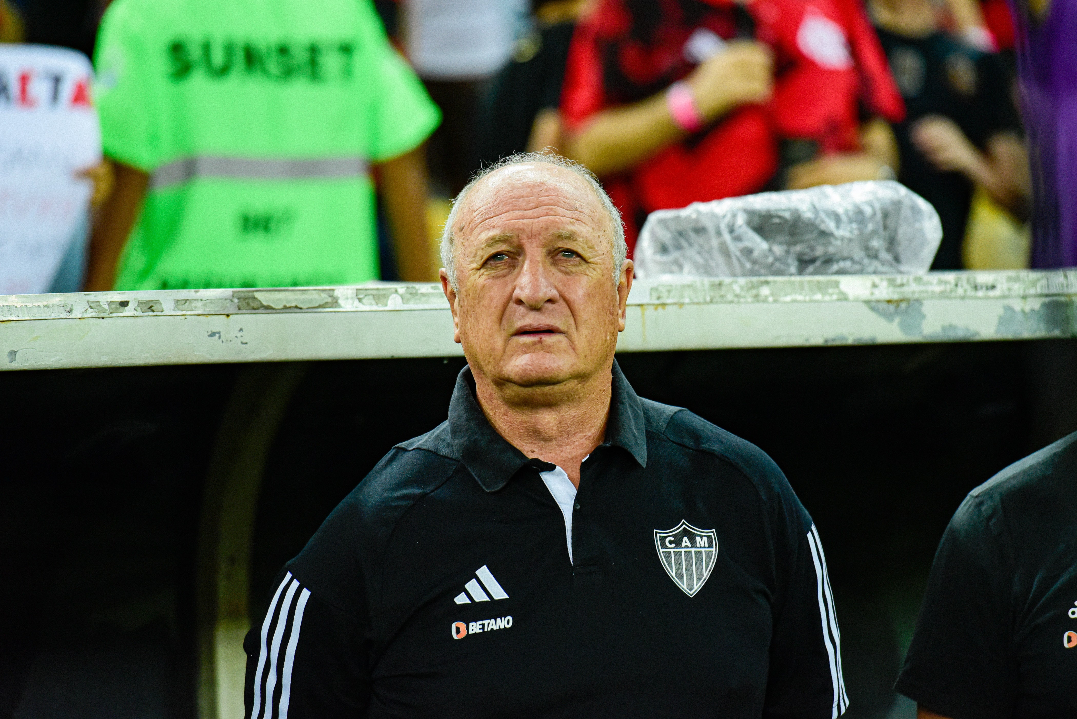 &lsquo;Eu gosto mesmo &eacute; de ser atropelado&rsquo;, brinca Felip&atilde;o sobre trombada ap&oacute;s seu Atl&eacute;tico-MG, a&iacute; sim, atropelar o Flamengo