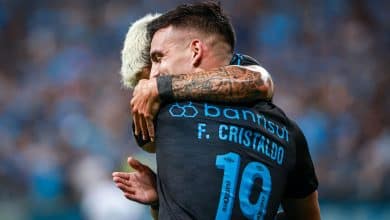 Gr&ecirc;mio vence apatia inicial, confirma vaga na Libertadores e rebaixa o Goi&aacute;s