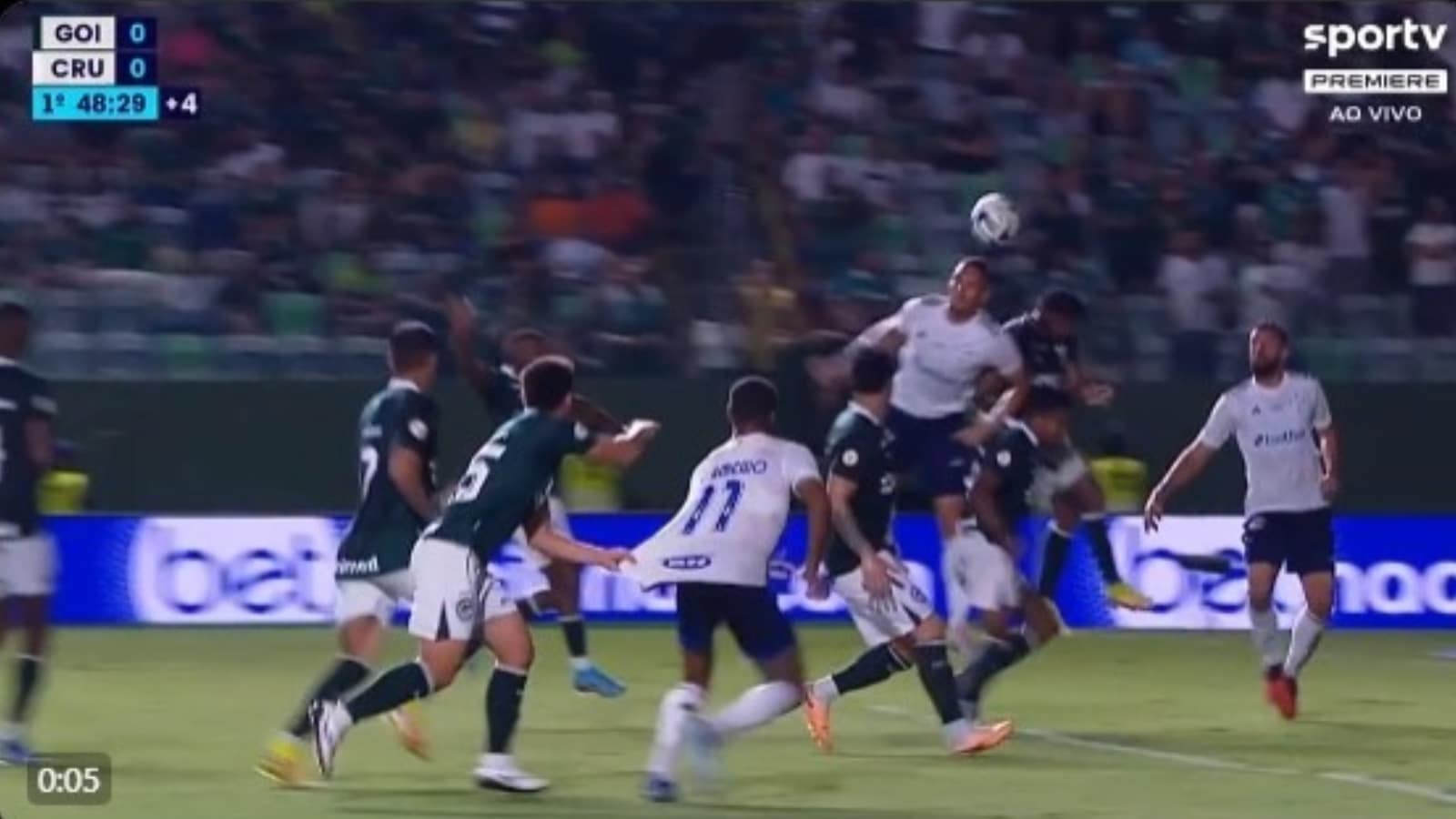 Cruzeiro aciona CBF por erro de arbitragem contra o Goi&aacute;s: &lsquo;Cen&aacute;rio tenebroso&rsquo;