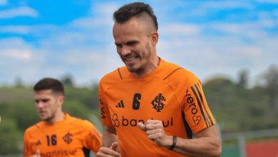 Prov&aacute;vel retorno de Ren&ecirc; no pr&oacute;ximo jogo &eacute; um dos raros motivos para torcedor do Internacional sorrir