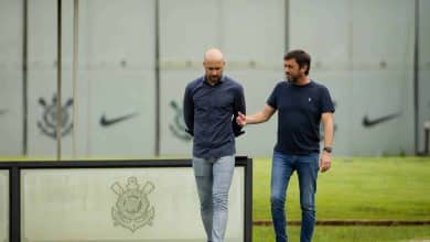 Suspens&atilde;o de Du&iacute;lio torna sua despedida do Corinthians t&atilde;o melanc&oacute;lica quanto seu mandato