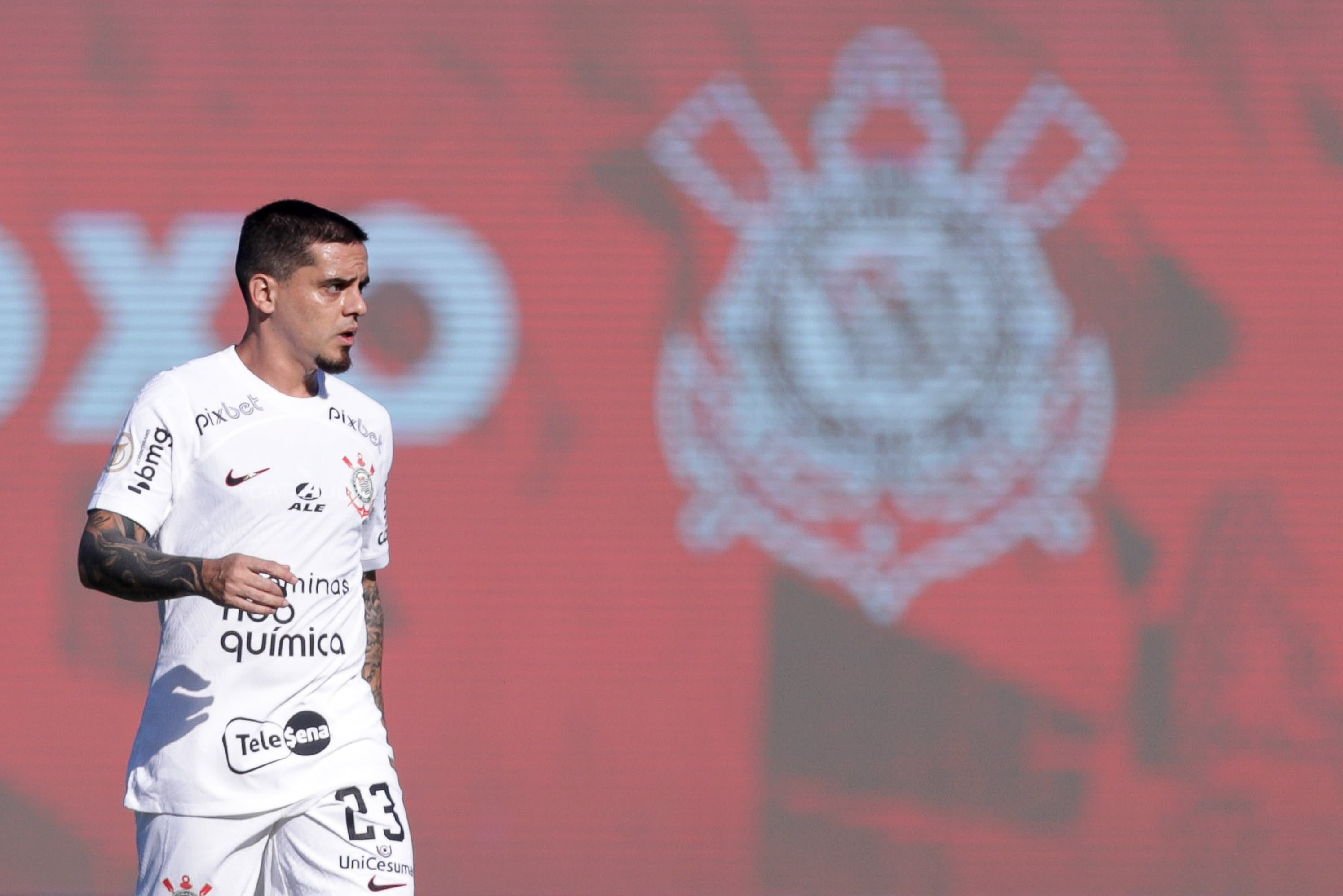 Corinthians est&aacute; fazendo jogadores e Mano de escudos para besteiras&nbsp;da&nbsp;diretoria