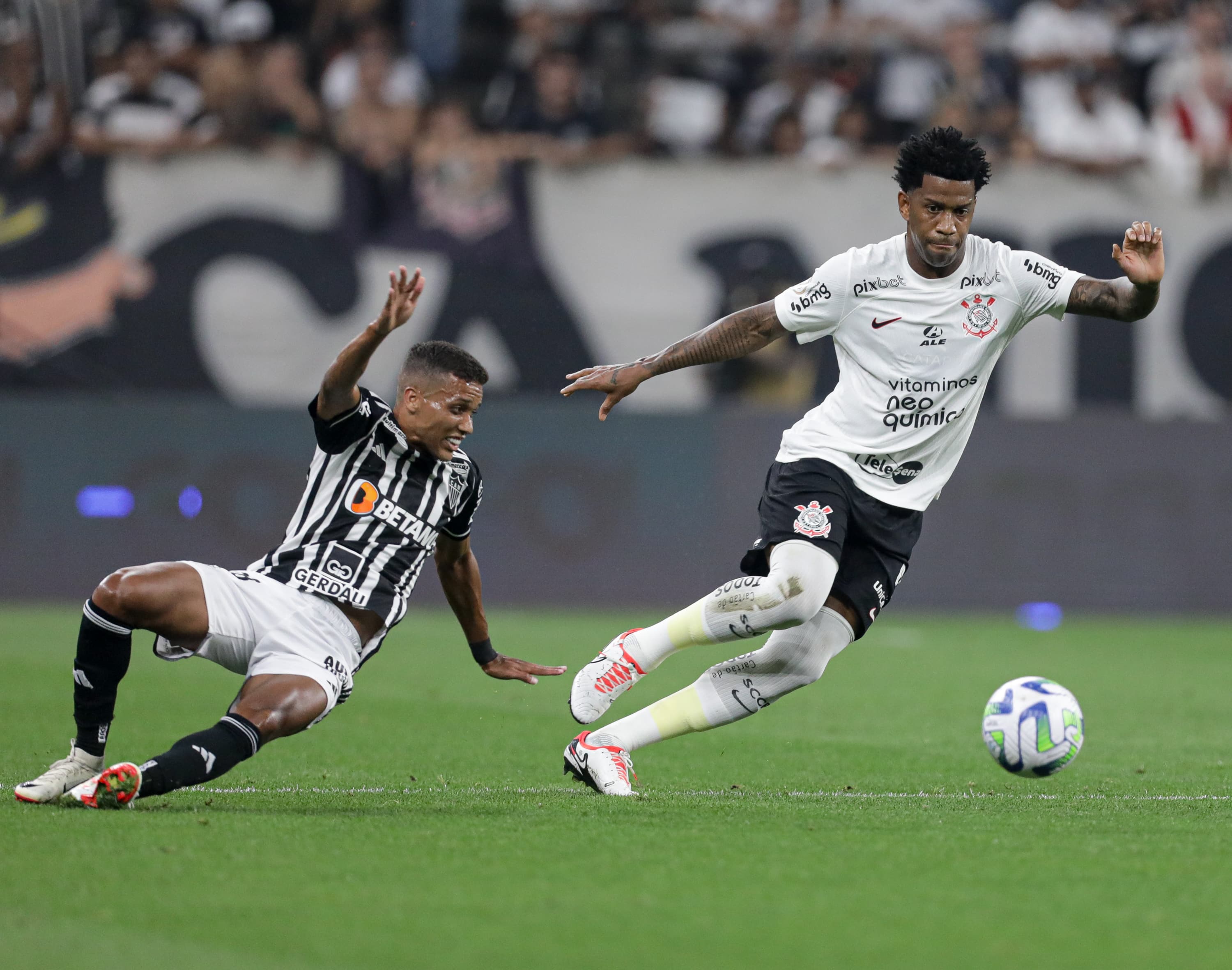 L&aacute; vai o Corinthians para mais uma miss&atilde;o (quase) imposs&iacute;vel no Brasileiro, agora diante do Gr&ecirc;mio