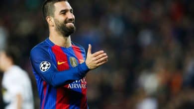 Como Arda Turan foi de milion&aacute;rio a pobre em pesadelo financeiro