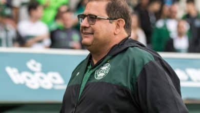 O j&aacute; rebaixado Coritiba recorre a Guto Ferreira, mister S&eacute;rie B, para projeto 2024