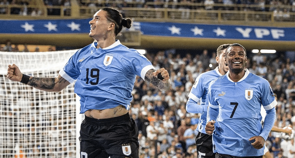O Uruguai encaixotou a Argentina na Bombonera, fatal para derrubar os campe&otilde;es do mundo