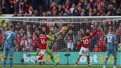 Forest conta com falha do &lsquo;melhor goleiro do mundo&rsquo; para bater o embalado Aston Villa