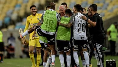 Atl&eacute;tico-MG amassa o Flamengo no Maracan&atilde; e &eacute; s&eacute;rio candidato ao t&iacute;tulo brasileiro