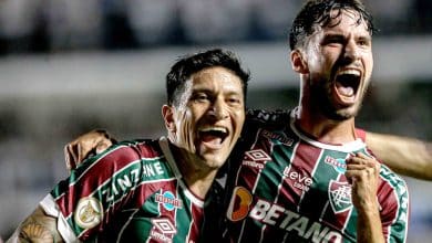 Fluminense passa por cima do Santos na Vila, quebra tabus e ajuda Vasco no Brasileiro