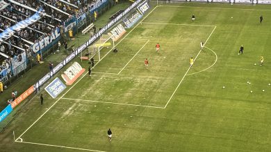 Shows e chuva fazem gramado da Arena do Gr&ecirc;mio voltar a ser drama