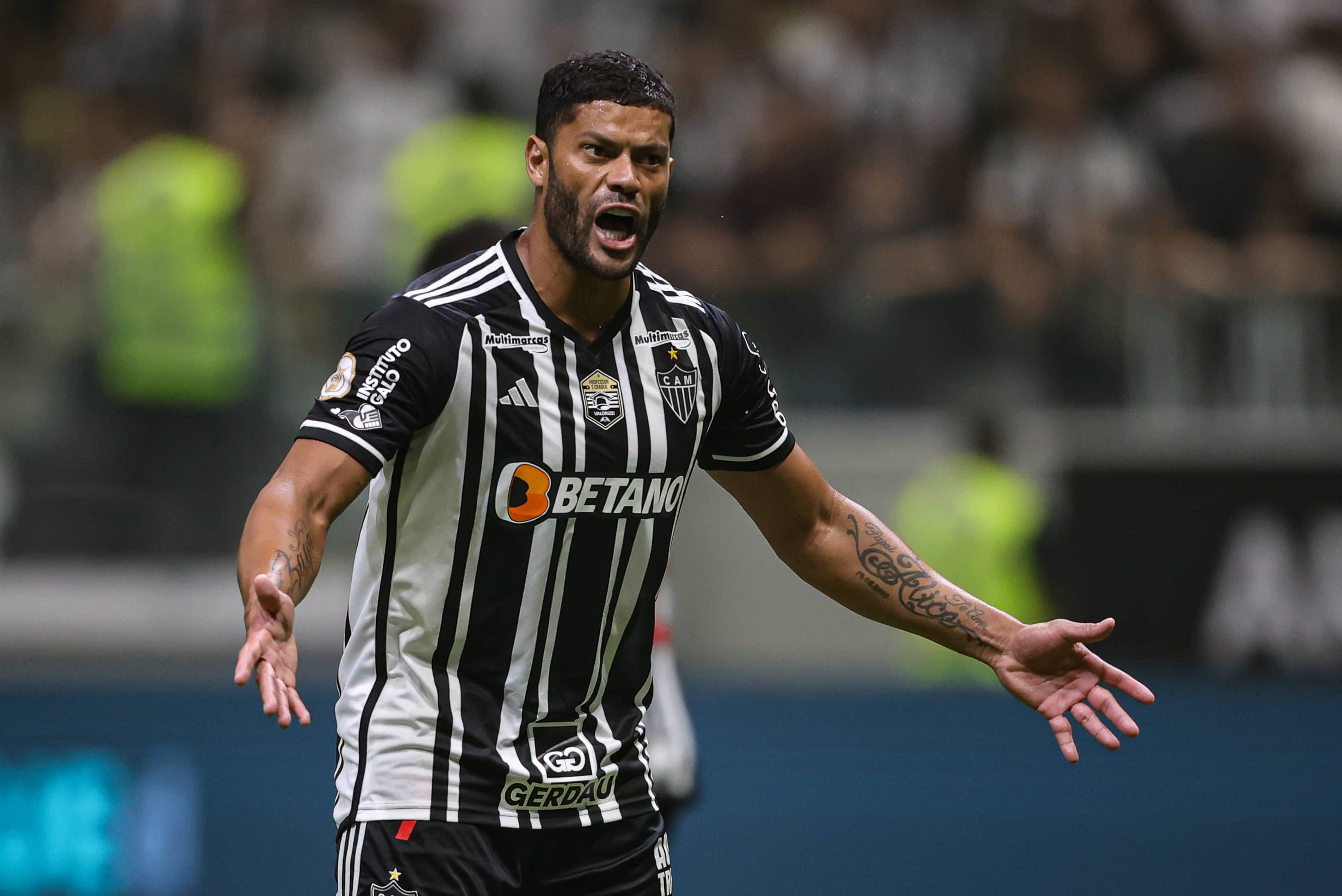 Quebra-cabe&ccedil;as do Atl&eacute;tico-MG: Hulk, suspenso, pode pegar mais de um jogo, e Felip&atilde;o pode perder outra pe&ccedil;a-chave