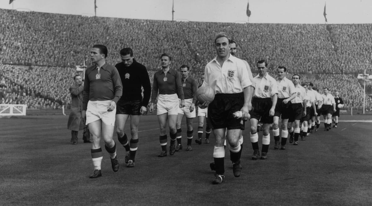 H&aacute; 70 anos, o futebol vivia o seu Jogo do S&eacute;culo: Inglaterra 3&times;6 Hungria