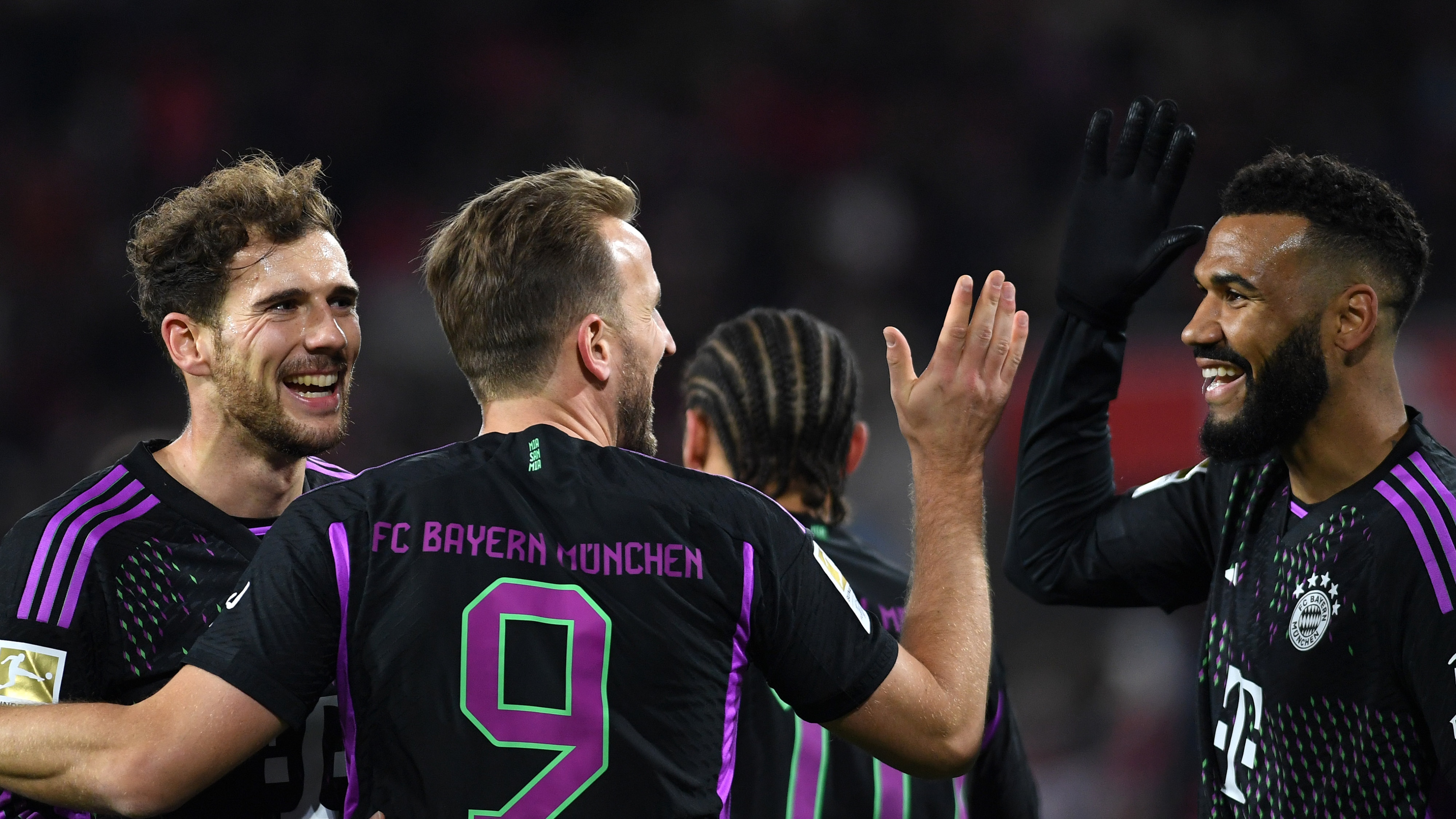 Kane deixou todo mundo na cara do gol, mas a falta de pontaria limitou o Bayern a uma vit&oacute;ria magra