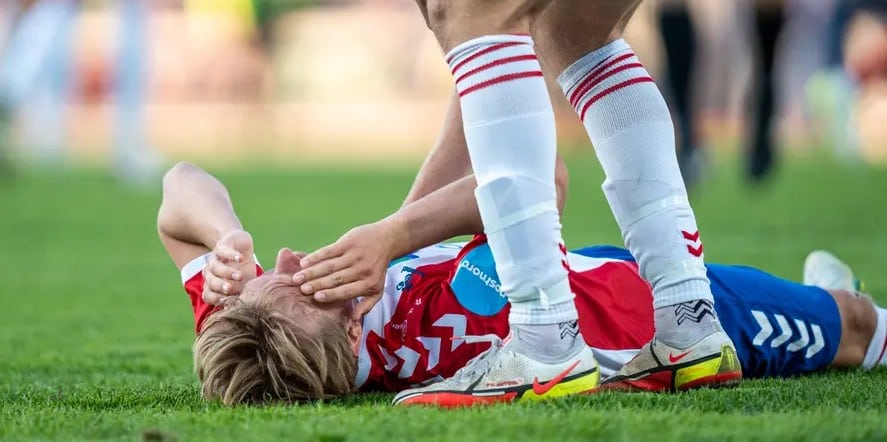 Loucura pura: O Lyn fez 10&times;1 na rodada final, mas perdeu o acesso por um gol de saldo