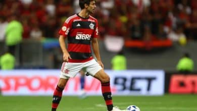 Rodrigo Caio revela rusga com Sampaoli no Flamengo: &lsquo;Independentemente do que eu fizesse, n&atilde;o ia jogar&rsquo;
