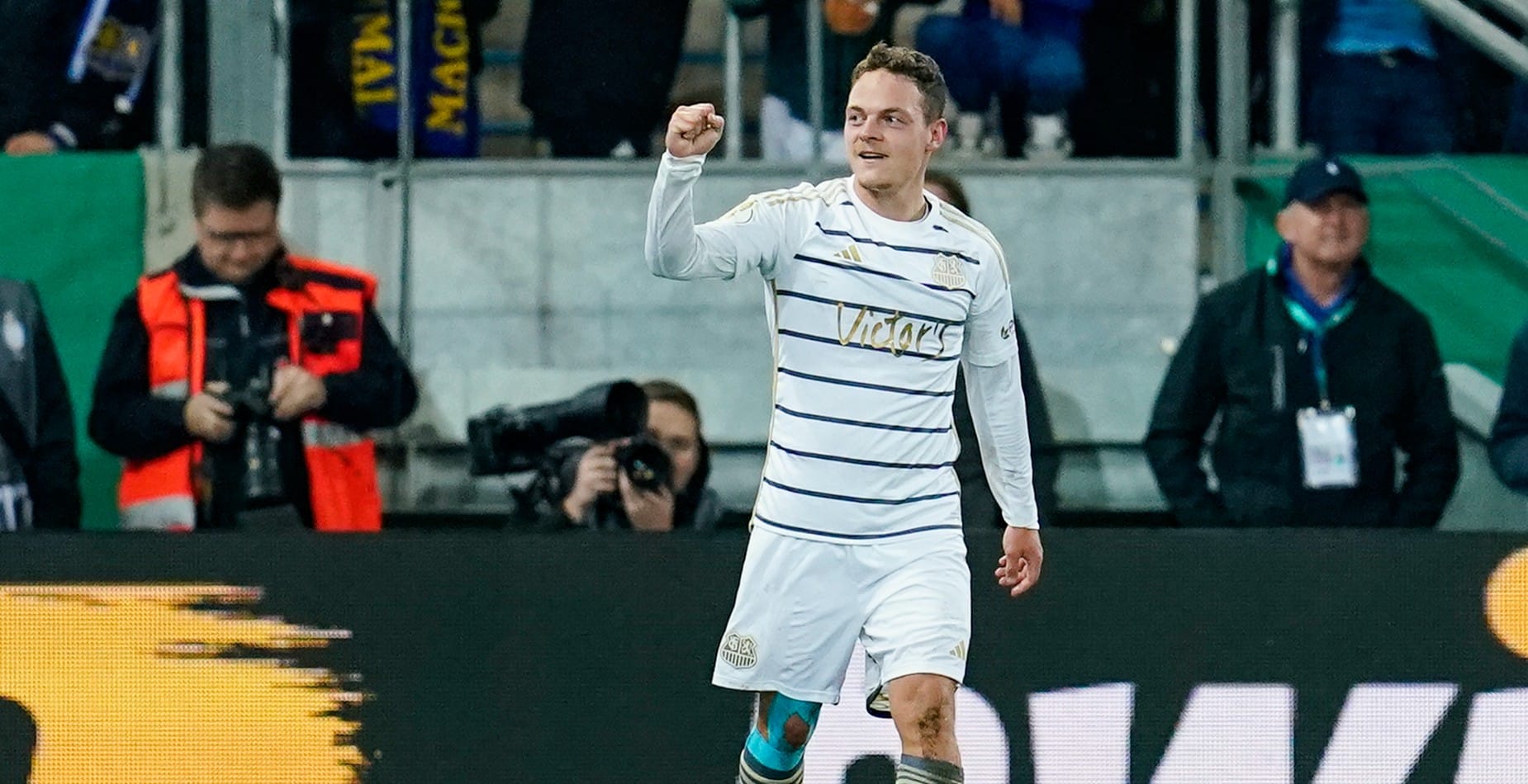 O Saarbr&uuml;cken protagonizou um milagre digno de sua hist&oacute;ria e tirou o Bayern da Pokal