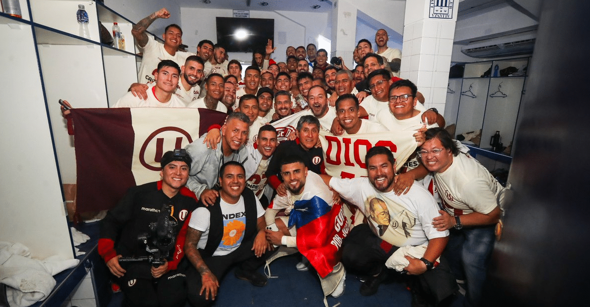 O Universitario foi campe&atilde;o peruano na casa do Alianza e nem o apag&atilde;o impediu a volta ol&iacute;mpica
