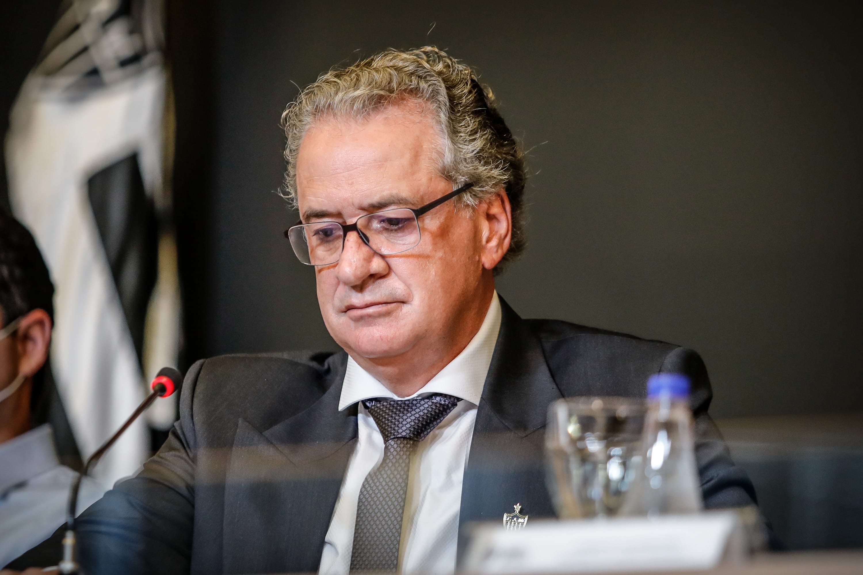 Candidato &uacute;nico, S&eacute;rgio Coelho &eacute; aclamado presidente do Atl&eacute;tico-MG, agora com &lsquo;menos peso&rsquo; pela SAF