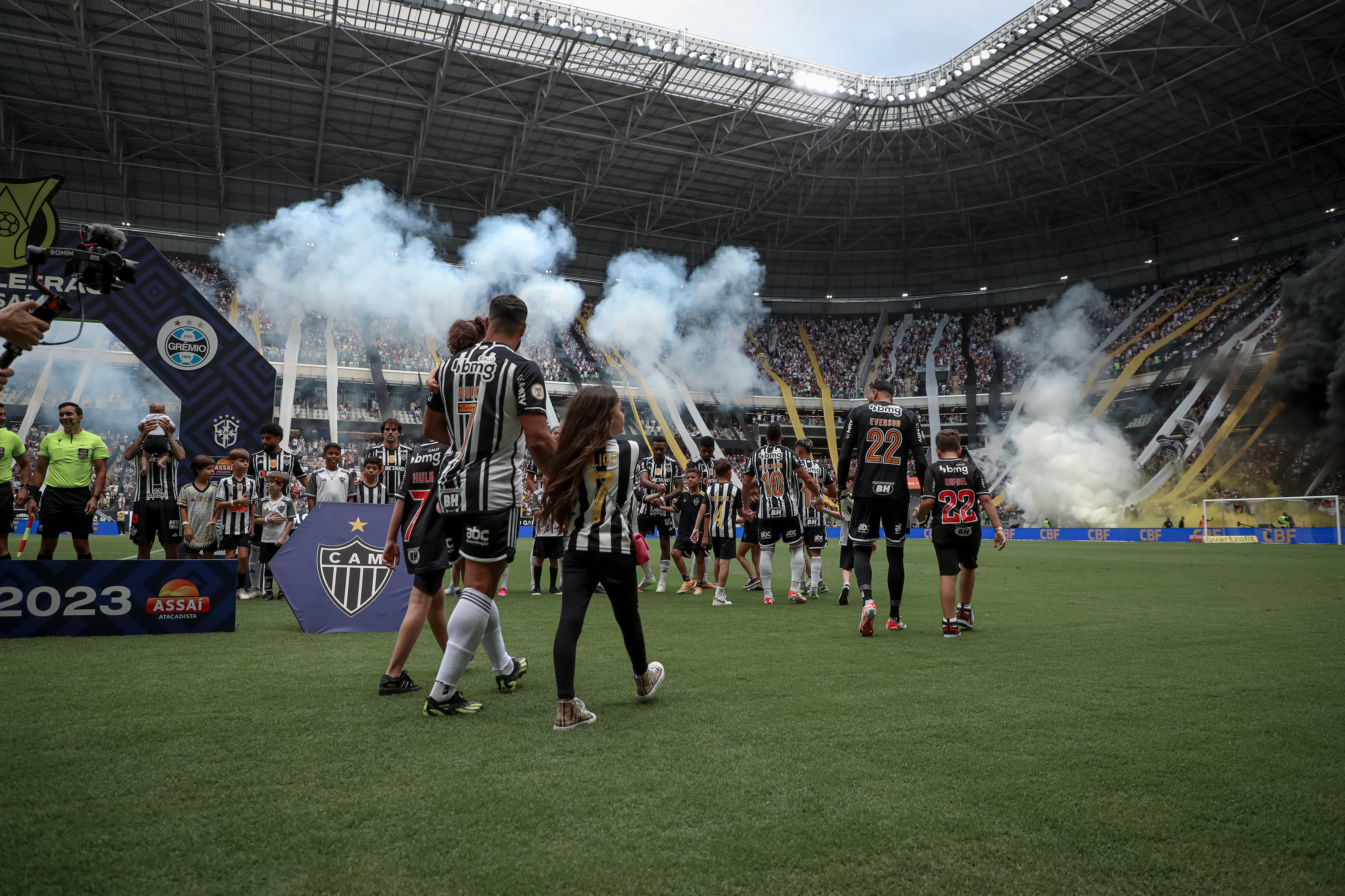 Atl&eacute;tico-MG fica abaixo do or&ccedil;amento em bilheteria e premia&ccedil;&atilde;o, mas compensa com venda de atletas