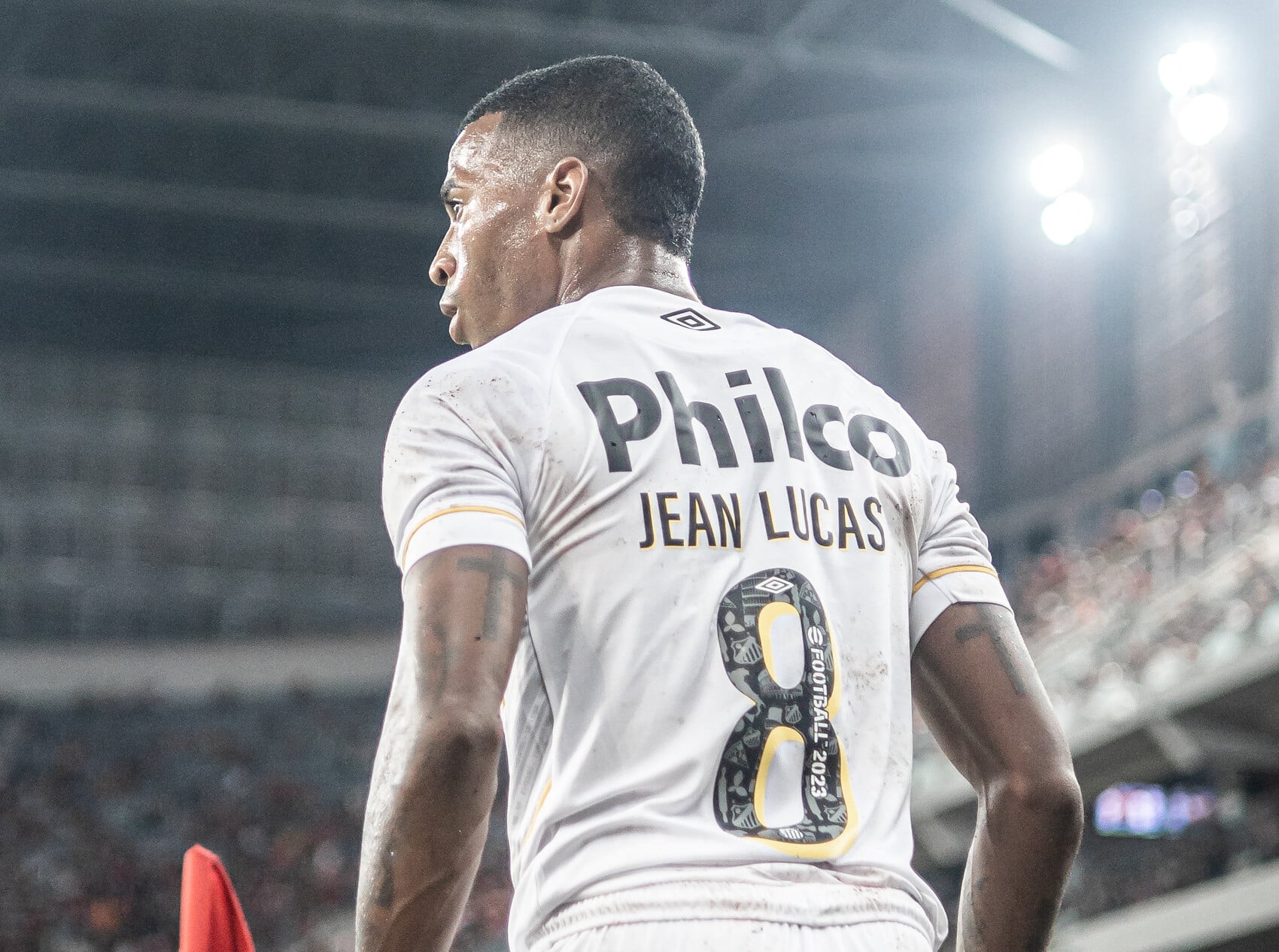 Jean Lucas contra o Athletico-PR