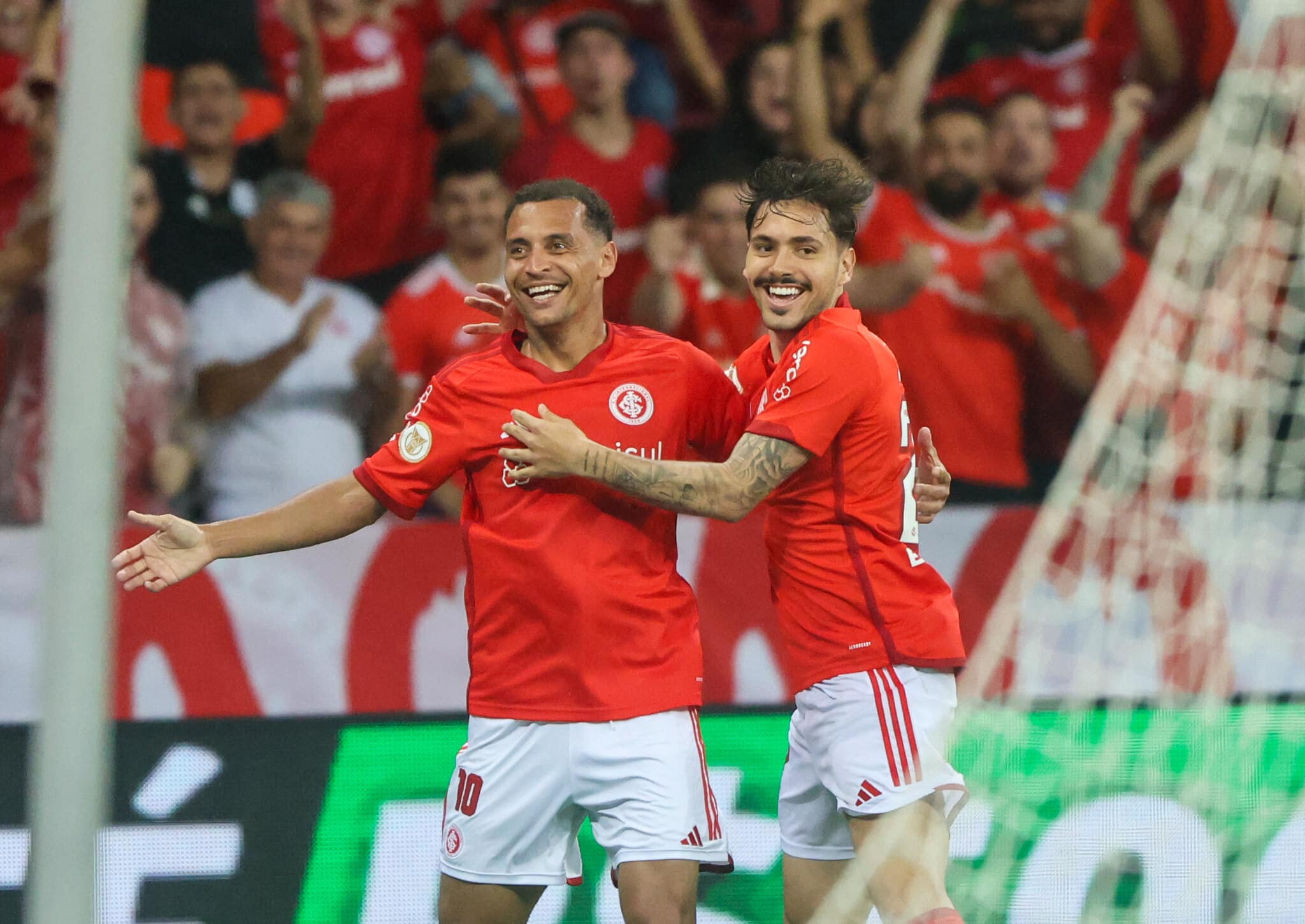 Meio-campo do Internacional teve afirma&ccedil;&otilde;es, confirma&ccedil;&otilde;es e surpresa em 2023