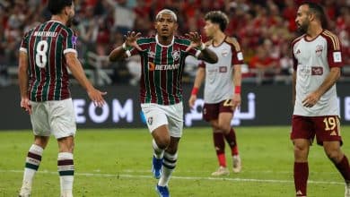 John Kennedy, o her&oacute;i: h&aacute; um ano ele ia para Ferrovi&aacute;ria, hoje &eacute; &iacute;dolo iluminado do Fluminense