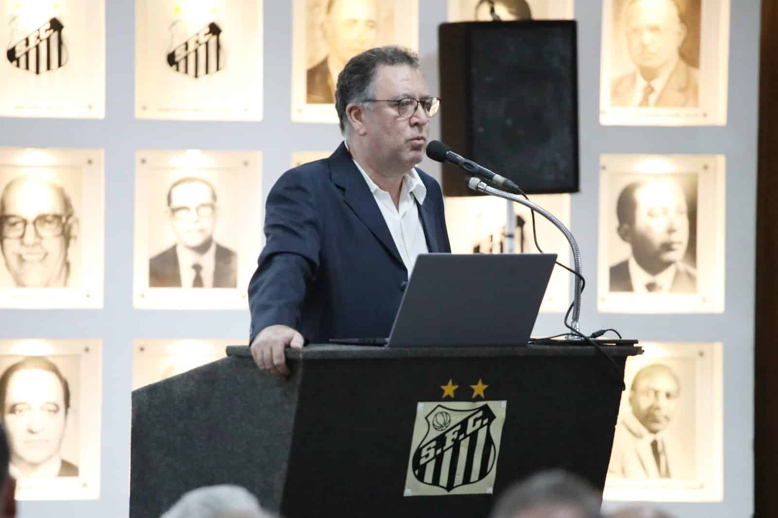 O Santos tem muitos pedidos para o Natal, mas s&oacute; um deles importa: voltar &agrave; S&eacute;rie A