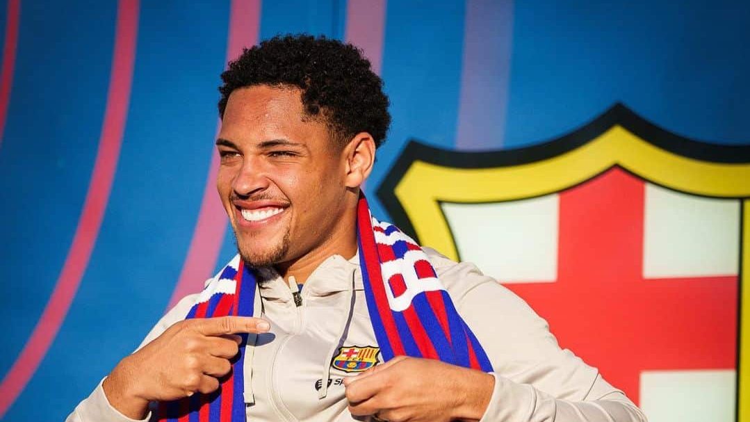 Champions League &eacute; o objetivo m&aacute;ximo de Vitor Roque, que custou a acreditar que defenderia o Barcelona